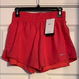 NWT Nike Women's One Dri-FIT High Waisted 3” 2-in-1 Bright Coral Shorts Size S